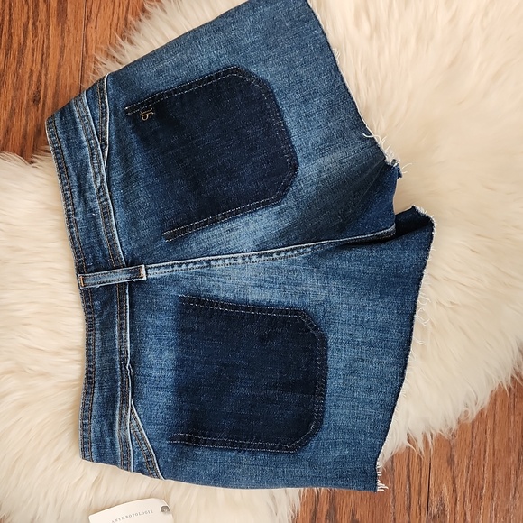 Anthropologie Pilcro Mid Rise Denim Shorts - Picture 4 of 4